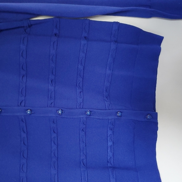 Top - Picture 3 of 5